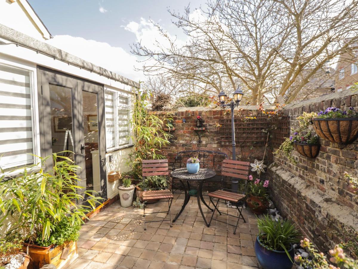 Rose Holiday home